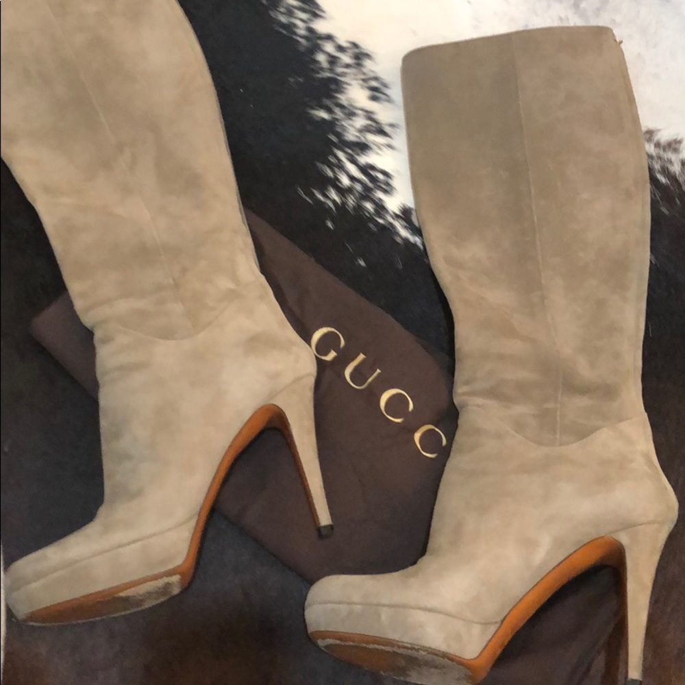 Gucci suede boots